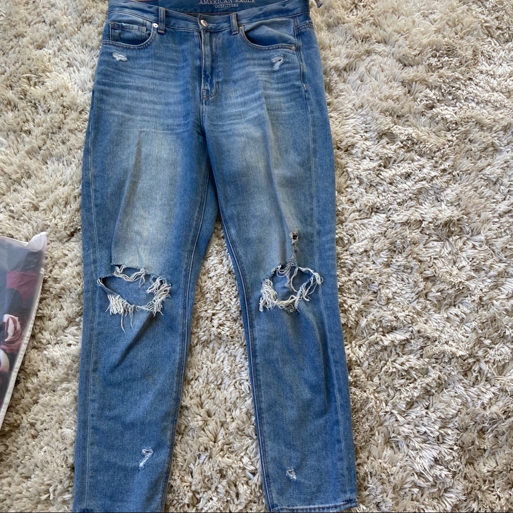 American Eagle Mom jeans
